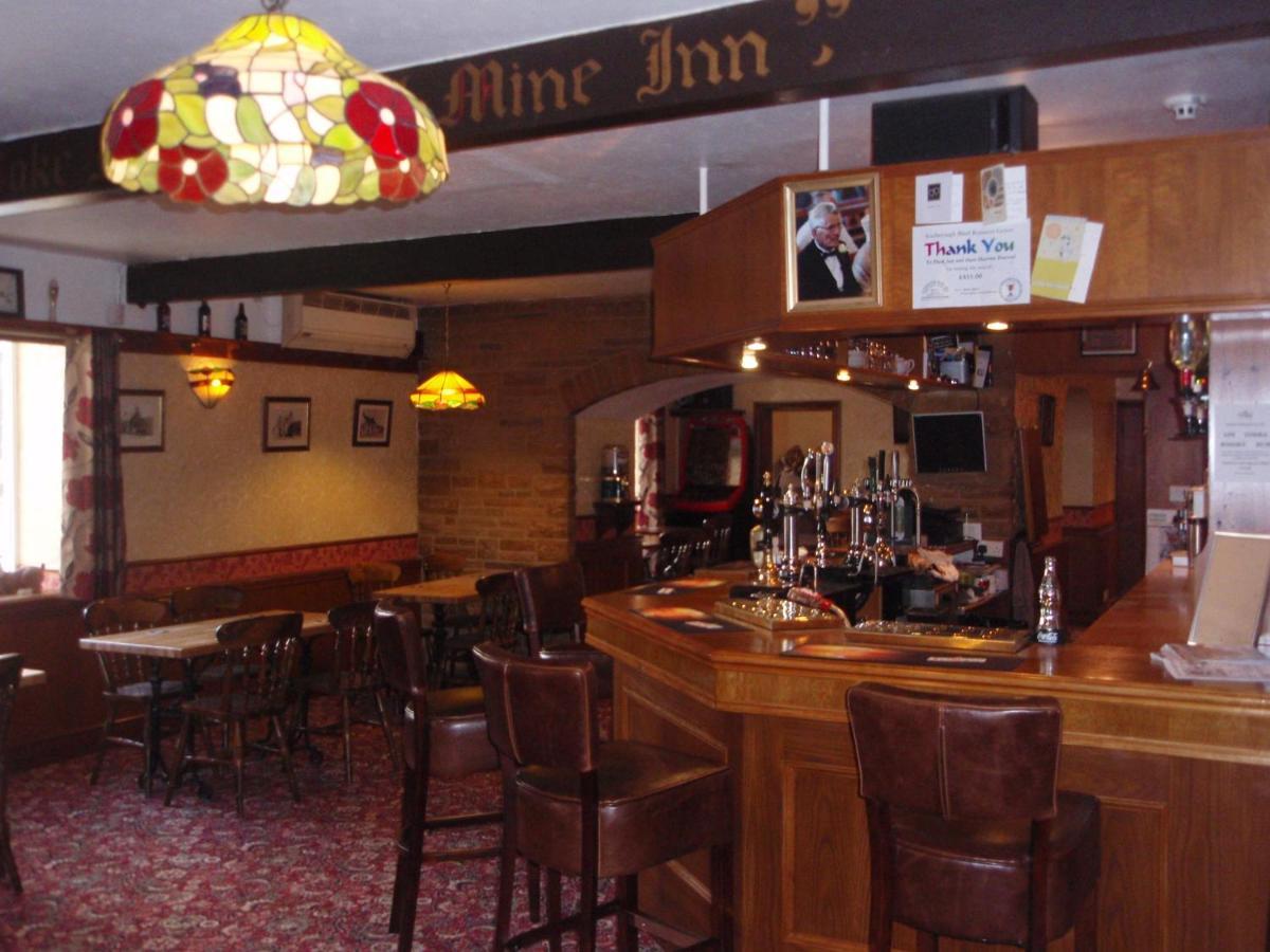 The Flask Inn ロビン・フッズ・ベイ エクステリア 写真